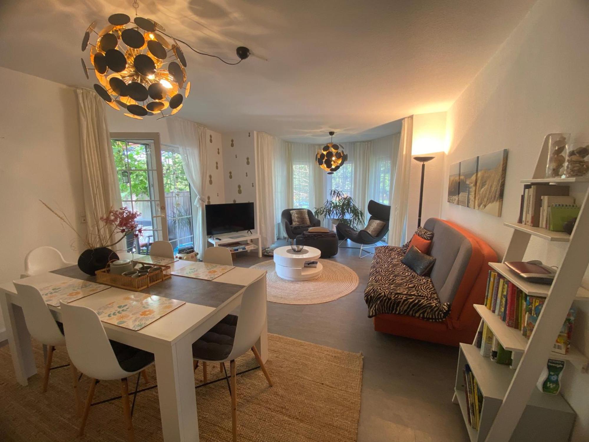 Pool & Lake Holiday Home 마르클리베르크 외부 사진